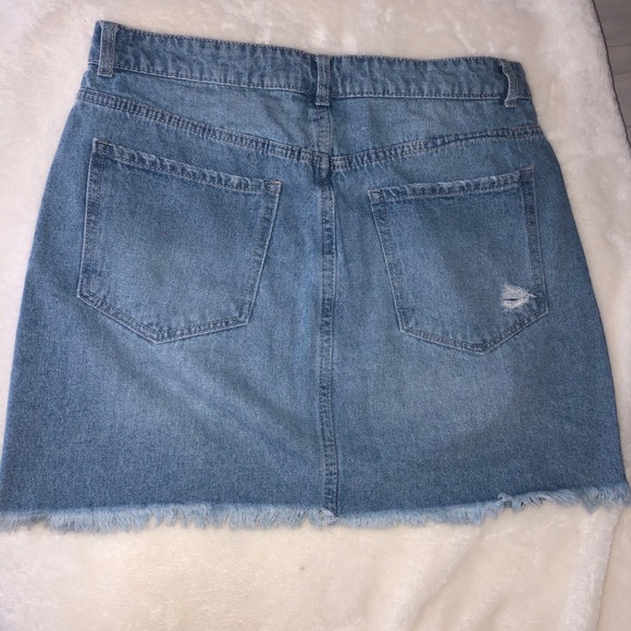 Forever 21 Denim’ Skirt ✨ - Picture 6 of 7